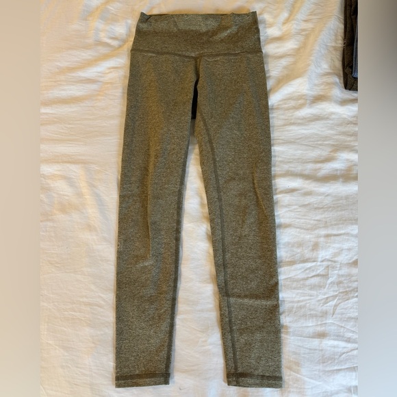 El Toro 25” Fleo Leggings in Stone Grey - Picture 1 of 4